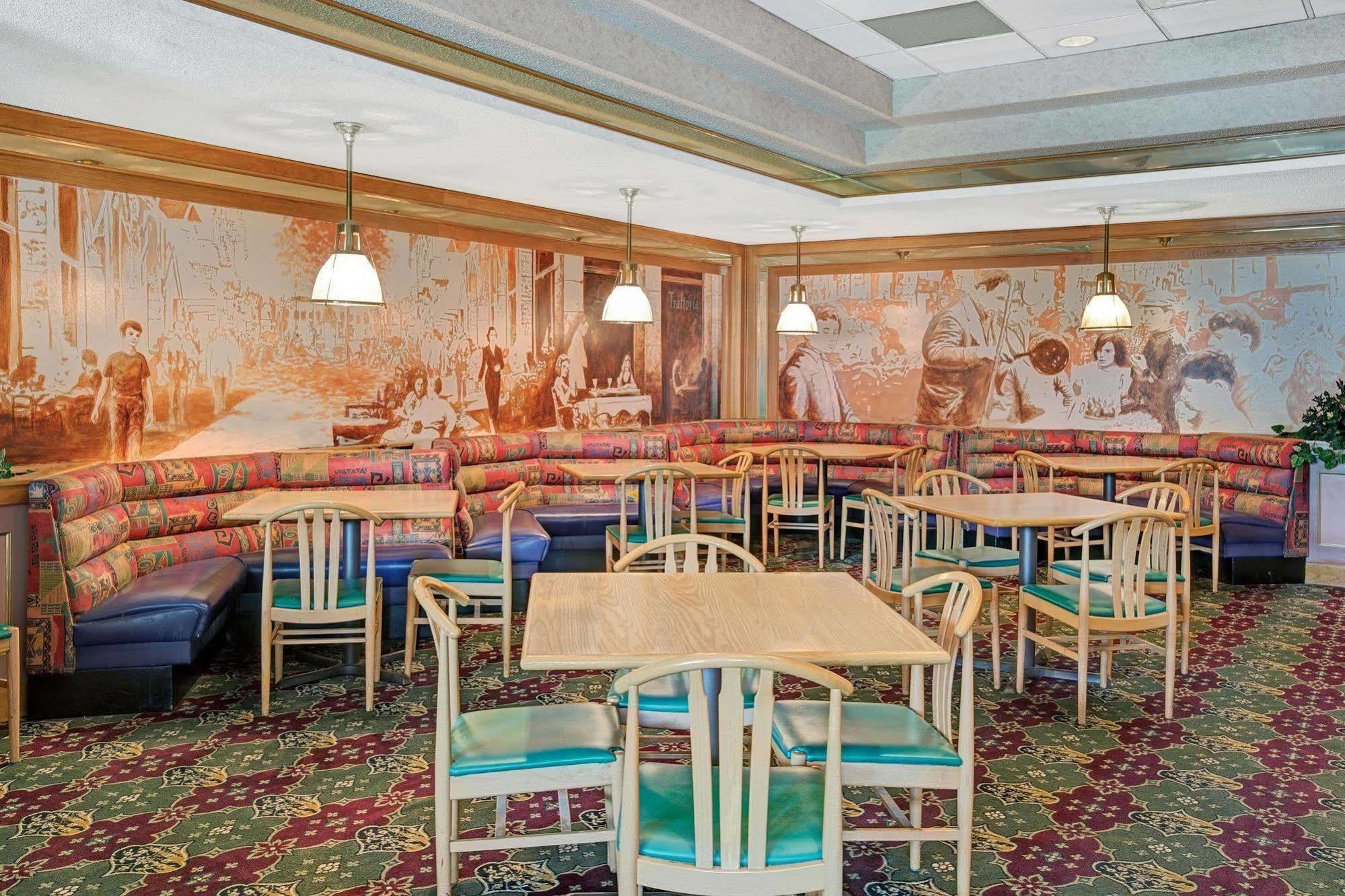 Days Inn Lake Norman Cornelius Εξωτερικό φωτογραφία