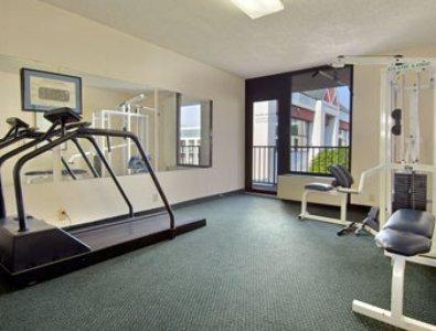 Days Inn Lake Norman Cornelius Ανέσεις φωτογραφία